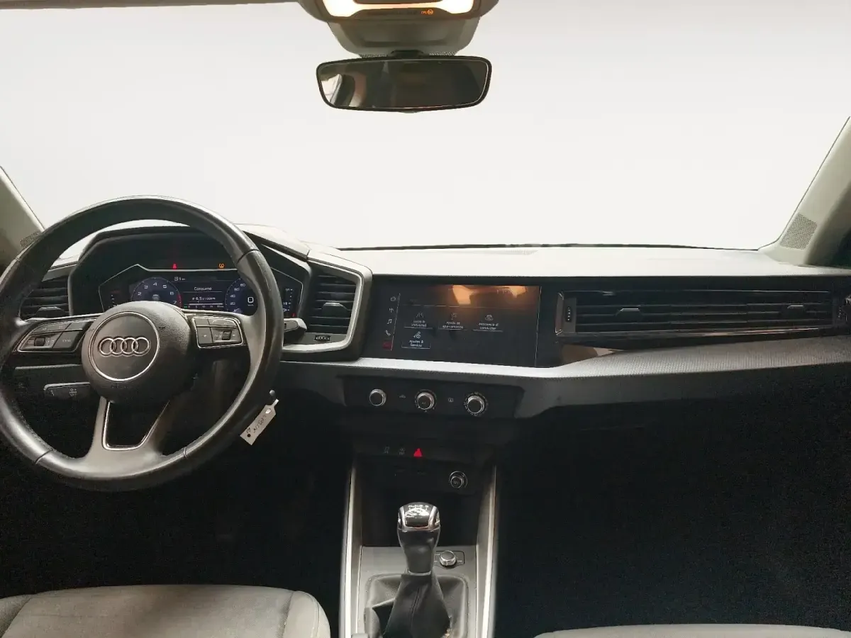 Usado Audi A1 Sportback S-Line 95 CV (69 kW) 2019 Gris/plata Utilitario