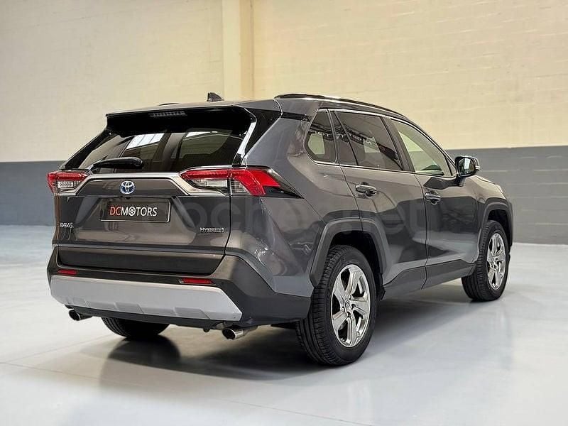 Usado Toyota RAV4 Hybrid Advance 218 CV (160 kW) 2019 Gris / plata SUV