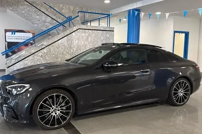 Usado Mercedes E350 299 CV (219 kW) 2021 Berlina