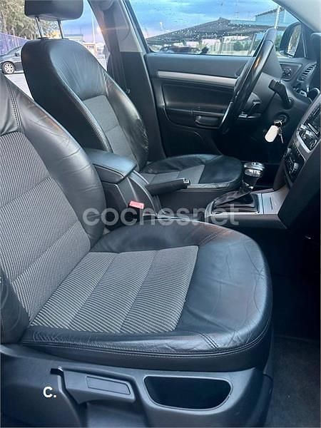 Usado Skoda Octavia 122 CV (89 kW) 2009 Negro Familiar