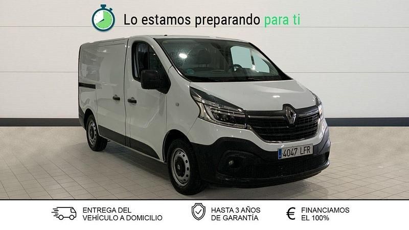 Usado Renault Trafic 120 CV (88 kW) 2020 Blanco Monovolumen