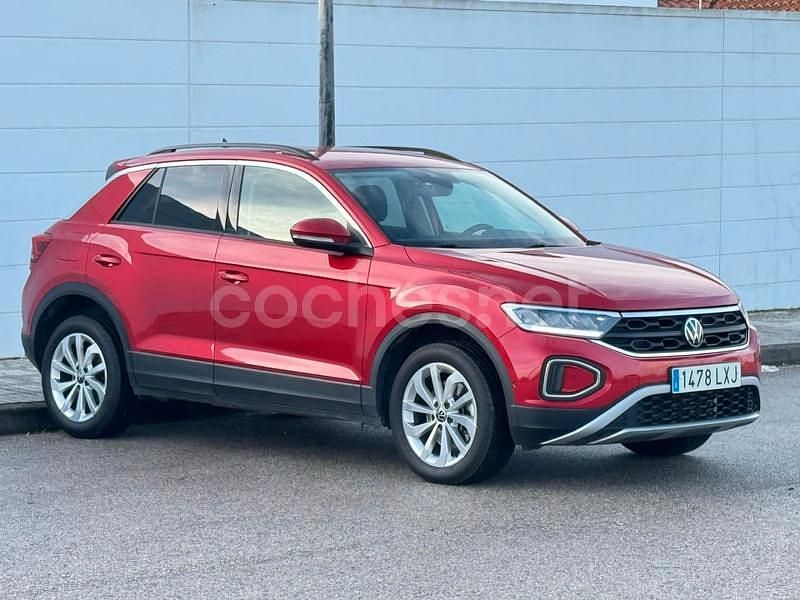 Granate Usado 2022 VW T-Roc Life SUV | 18.900 € (Buen precio) - Imagen 1/4