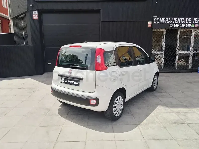 Usado Fiat Panda Lounge 69 CV (50 kW) 2017 Blanco Utilitario