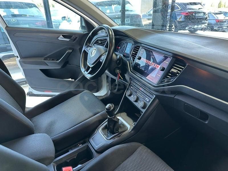 Usado VW T-Roc Advance 116 CV (85 kW) 2022 Blanco SUV