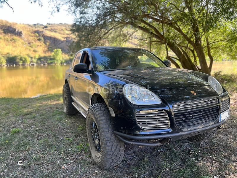 Negro Usado 2004 Porsche Cayenne Turbo SUV | 15.700 € (Un poco caro) - Imagen 1/1