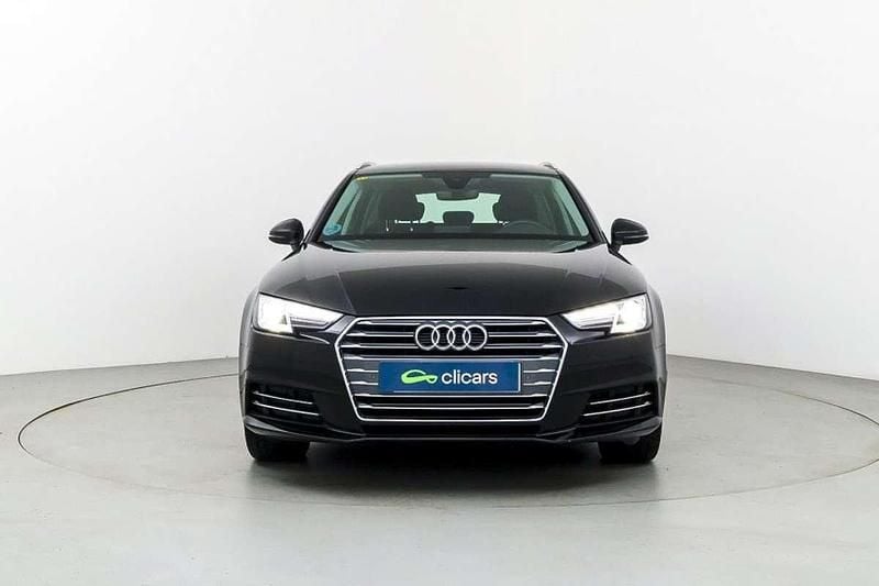 Usado Audi A4 S-Line 190 CV (139 kW) 2018 Negro Familiar