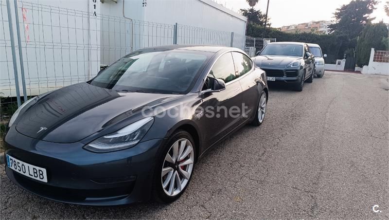 Eléctrico Usado 2019 Tesla Model 3 Berlina | 26.500 € (Precio justo) - Imagen 1/4