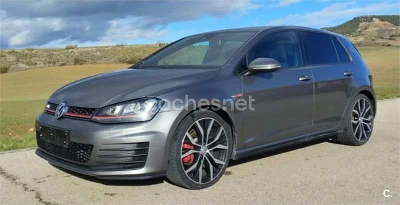 Usado VW Golf VII GTI 230 CV (169 kW) 2015 Gris / plata Berlina