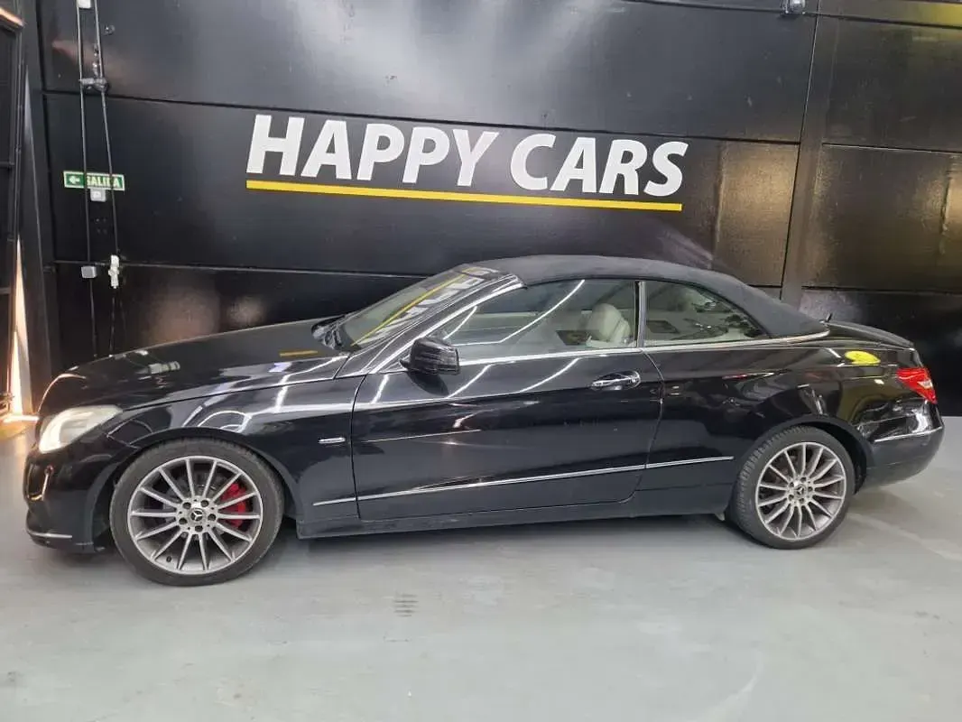 Usado Mercedes E220 170 CV (125 kW) 2011 Negro Descapotable