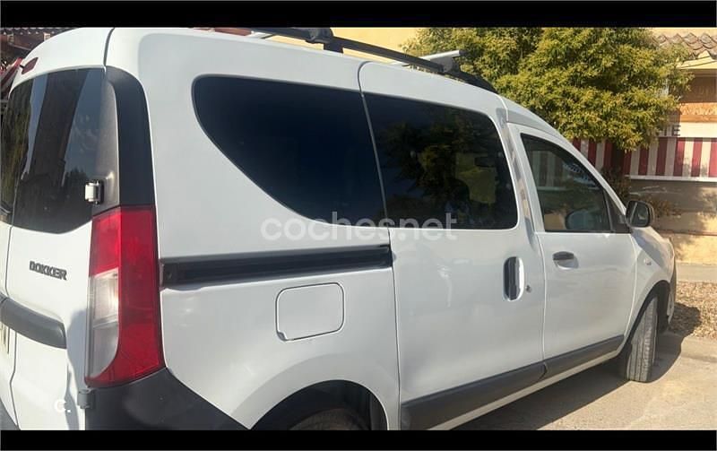 Usado Dacia Dokker Ambiance 75 HP (55 kW) 2017 Branco Monovolume