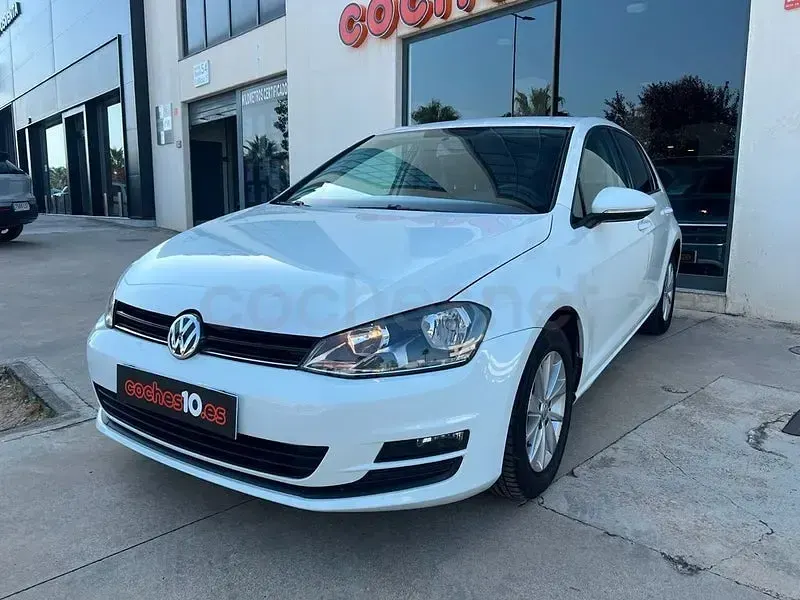 Usado VW Golf VII Advance 110 CV (80 kW) 2016 Blanco Berlina