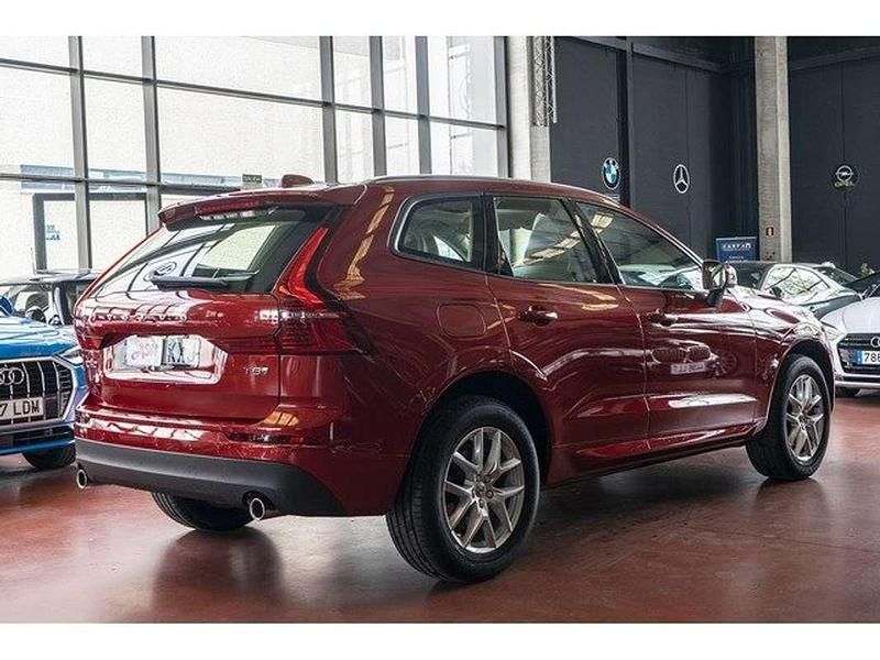 Usado Volvo XC60 Momentum 392 CV (288 kW) 2019 Rojo SUV