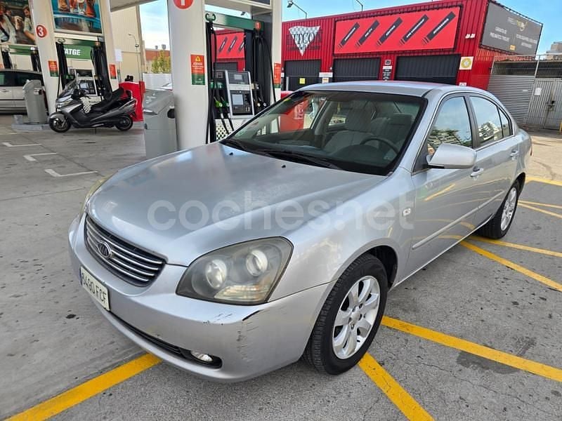 Gris / plata Usado 2007 Kia Magentis Active Berlina | 2450 € - Imagen 1/4