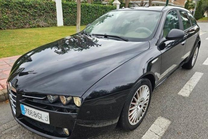 Usado 2009 Alfa Romeo 159 Distinctive | 4900 € - Imagen 1/4
