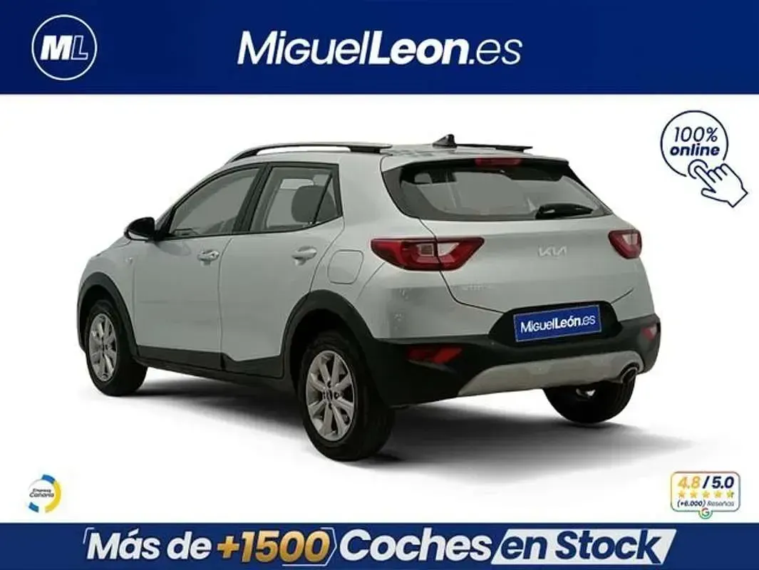 Usado Kia Stonic 79 CV (58 kW) 2025 Gris SUV