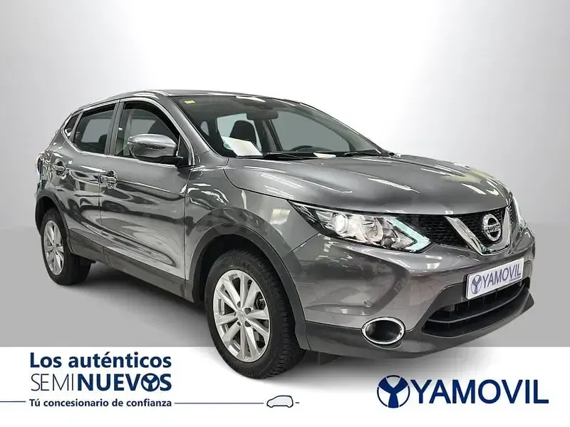 Usado Nissan Qashqai Acenta 110 CV (80 kW) 2015 Gris / plata SUV
