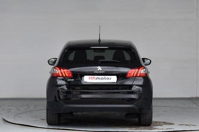 Usado Peugeot 308 Style 110 CV (80 kW) 2021