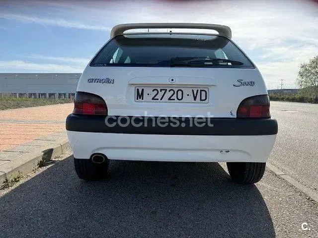 Usado Citroën Saxo VTR Sport 90 CV (66 kW) 1997 Blanco Utilitario