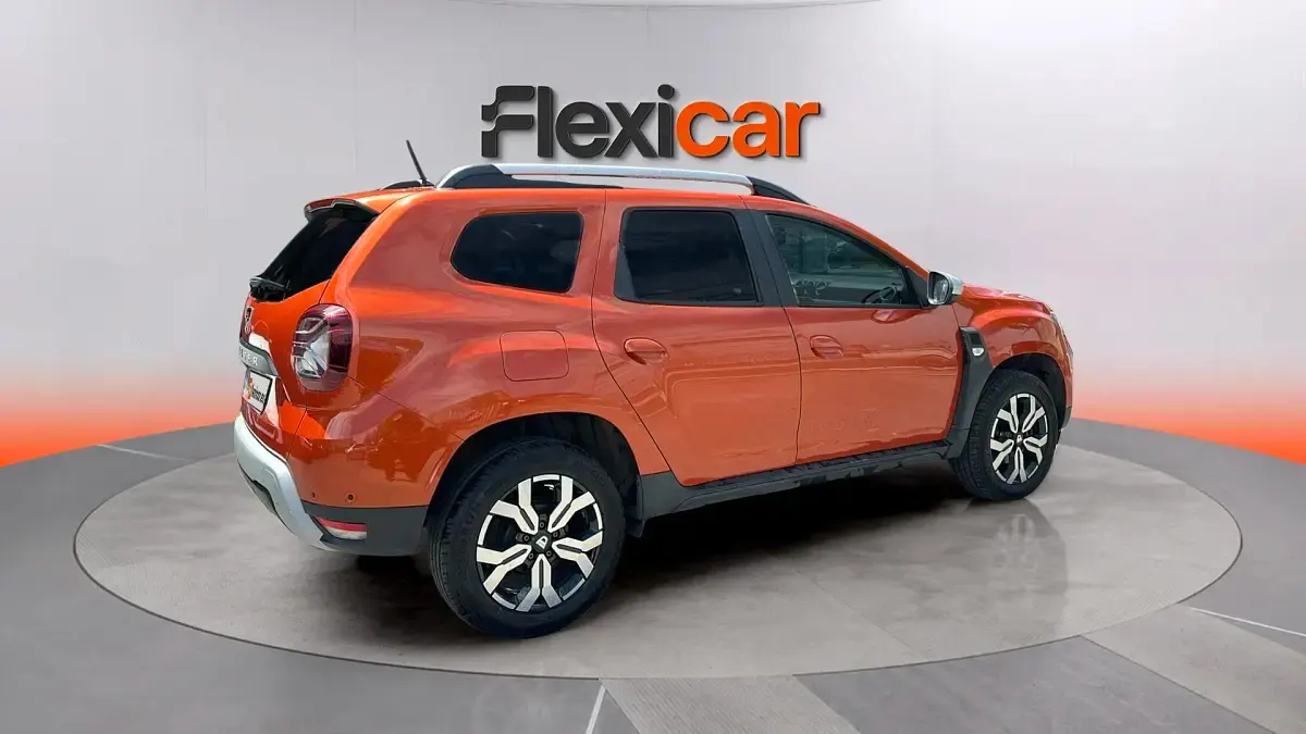 Usado Dacia Duster Prestige 116 CV (85 kW) 2021 Naranja SUV