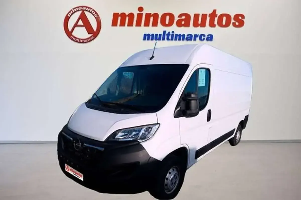 Usado Opel Movano 140 CV (102 kW) 2022 Blanco Van