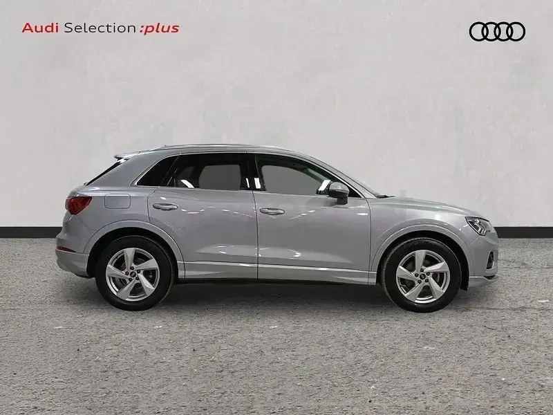 Usado Audi Q3 Advanced 150 CV (110 kW) 2021 Gris / plata SUV