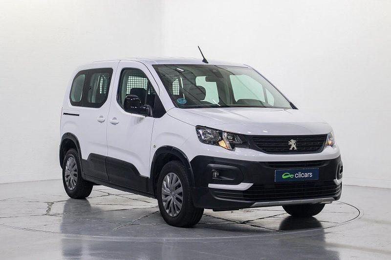 Usado Peugeot Rifter Business-Line 100 CV (73 kW) 2023 Blanco Monovolumen