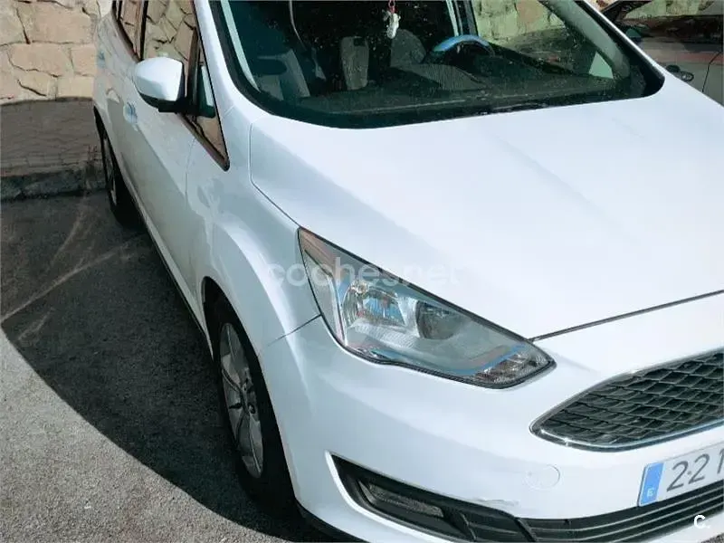 Usado Ford C-MAX Business Edition 120 CV (88 kW) 2016 Blanco Monovolumen