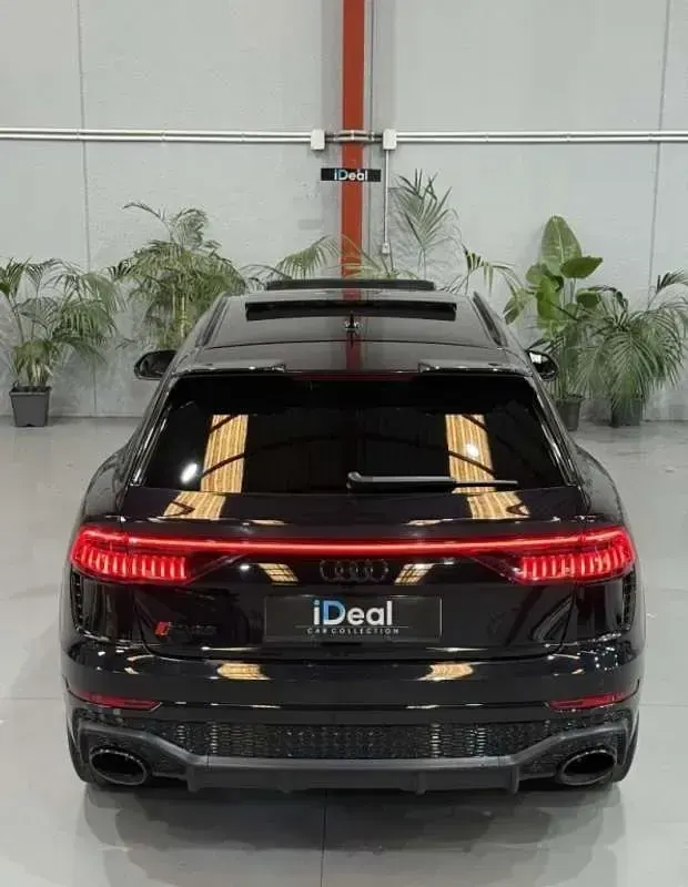 Usado Audi Q8 Advanced Plus 600 CV (441 kW) 2020 Negro SUV