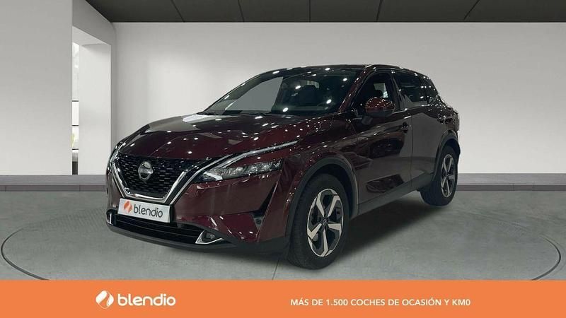 Usado Nissan Qashqai N-Connecta 158 CV (116 kW) 2023 Granate burgundy metalizado SUV