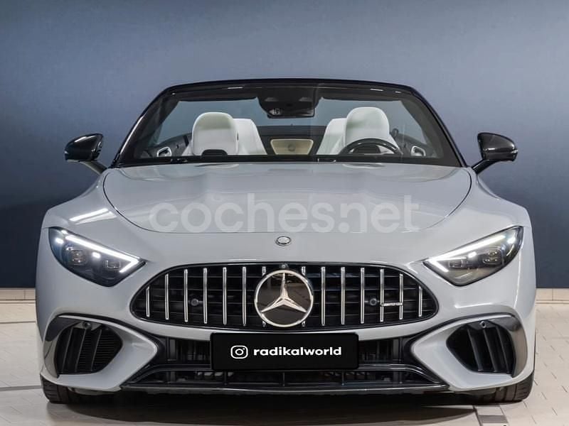 Usado Mercedes SL63 AMG AMG 585 CV (430 kW) 2023 Gris / plata Descapotable