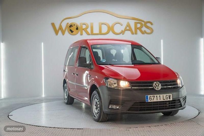 Usado VW Caddy 102 CV (75 kW) 2020 Rojo Monovolumen