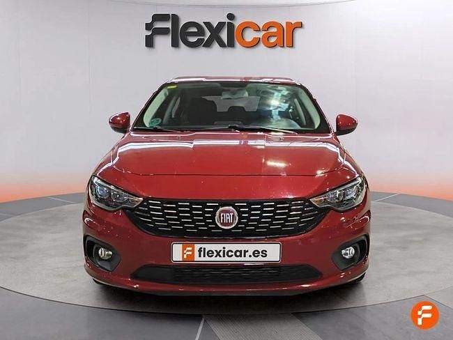 Usado Fiat Tipo Lounge 120 CV (88 kW) 2018 Rojo Berlina