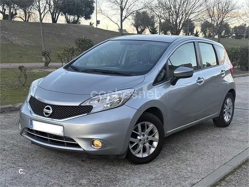 Usado Nissan Note Comfort 90 CV (66 kW) 2014 Gris / plata Utilitario