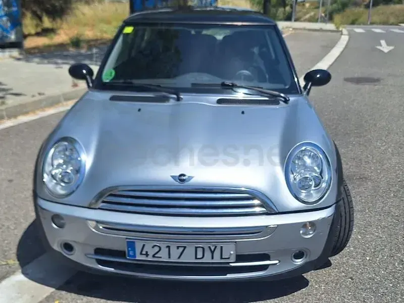 Usado Mini Cooper 116 CV (85 kW) 2006 Gris / plata Utilitario