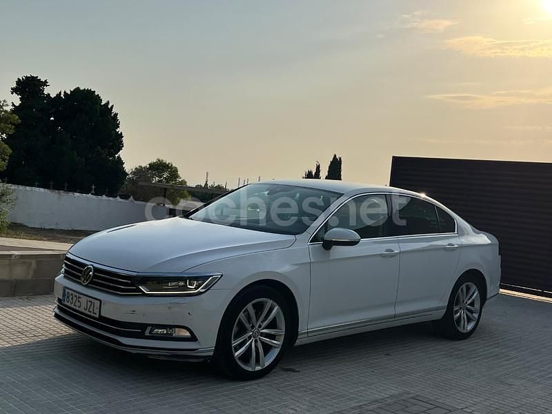Blanco Usado 2017 VW Passat Sportline Berlina | 13.500 € (Super precio) - Imagen 1/4
