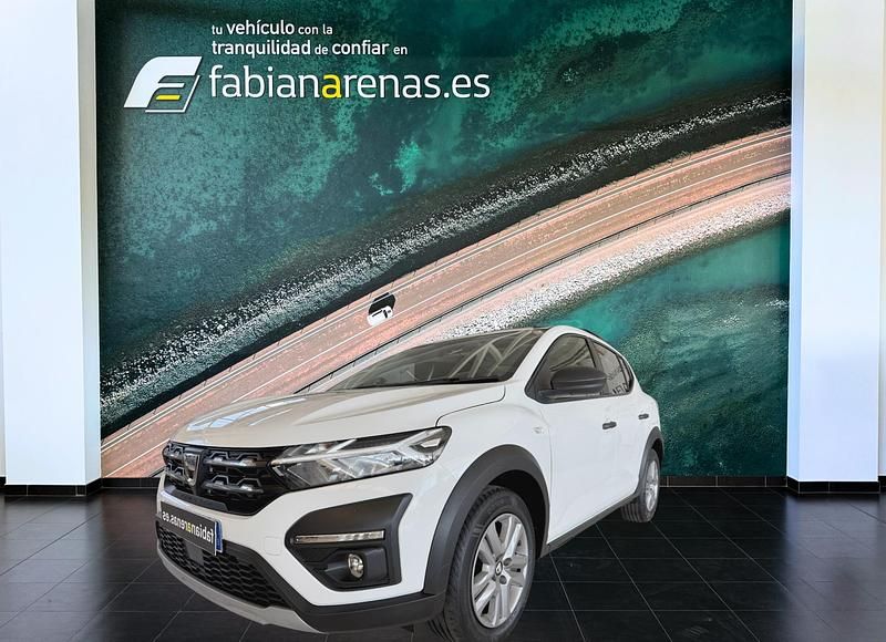 Usado Dacia Sandero Essentiel 91 CV (66 kW) 2022 Blanco Utilitario