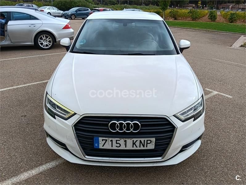 Blanco Usado 2018 Audi A3 Sportback Utilitario | 11.500 € (Precio justo) - Imagen 1/4