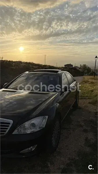 Usado Mercedes S500 306 CV (225 kW) 2006 Negro Berlina