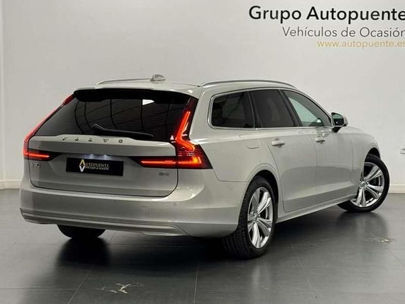 Usado Volvo V90 Momentum 197 CV (144 kW) 2021 Beige Familiar