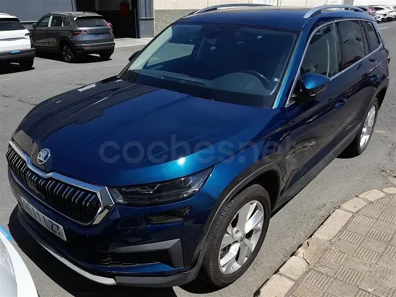 Usado Skoda Kodiaq Style 150 CV (110 kW) 2022 Azul SUV