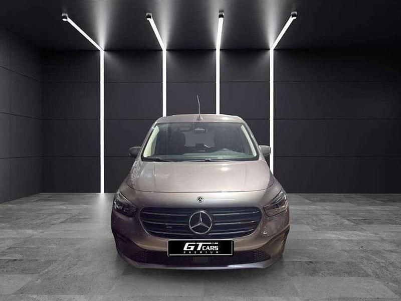 Usado Mercedes T160 102 CV (75 kW) 2023 Gris Monovolumen