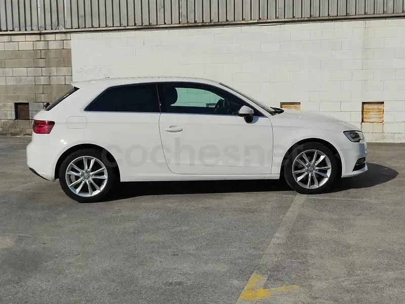 Usado Audi A3 110 CV (80 kW) 2016 Blanco Berlina