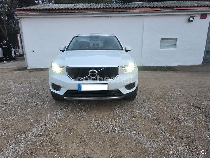 Blanco Usado 2019 Volvo XC40 R-Design SUV | 19.500 € (Precio justo) - Imagen 1/4