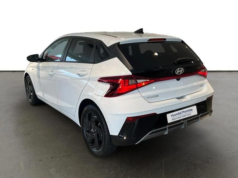 Nuevo Hyundai i20 Blackline 90 CV (66 kW) 2026 Blanco Utilitario