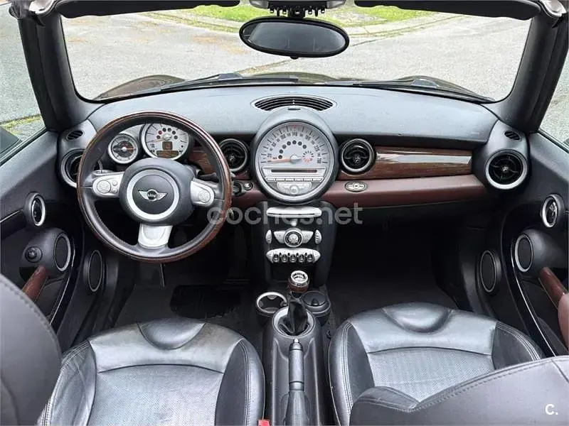Usado Mini Cooper Cabriolet 116 CV (85 kW) 2009 Marrón Descapotable