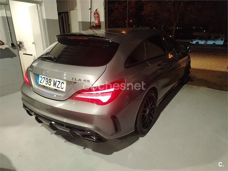 Usado Mercedes CLA45 AMG Shooting Brake 381 CV (280 kW) 2017 Gris / plata Familiar