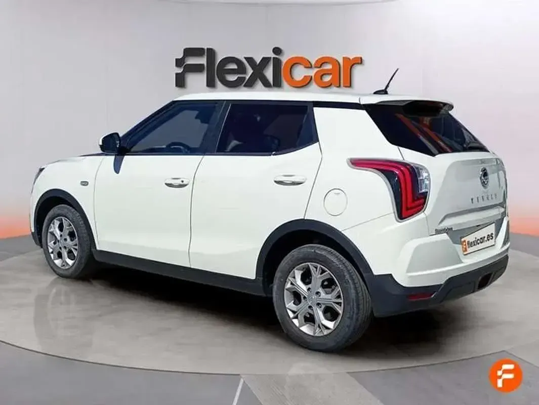 Usado SsangYong Tivoli 128 CV (94 kW) 2023 Blanco SUV