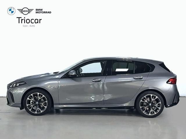 Usado BMW 120 Comfort Edition 190 CV (139 kW) 2025 Skyscraper grey metallic Utilitario