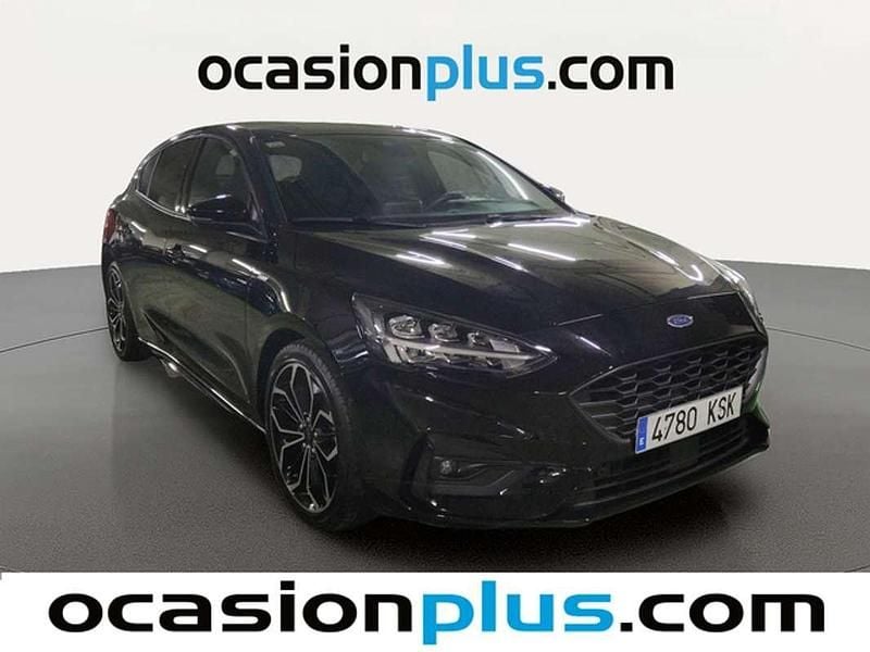 Usado Ford Focus ST-Line 125 CV (91 kW) 2018 Negro Utilitario