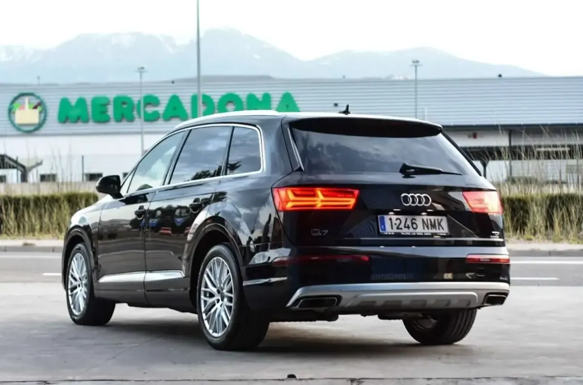 Begagnad Audi Q7 Design 272 HK (200 kW) 2016 Svart SUV